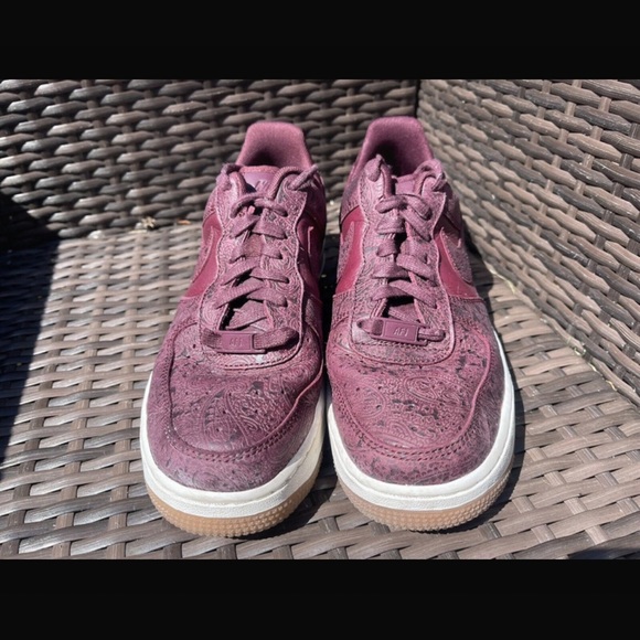 Nike Air Force 1 '07 Essentials Paisley Pack Purple Premium Size 5 Rare Womens - Picture 4 of 10